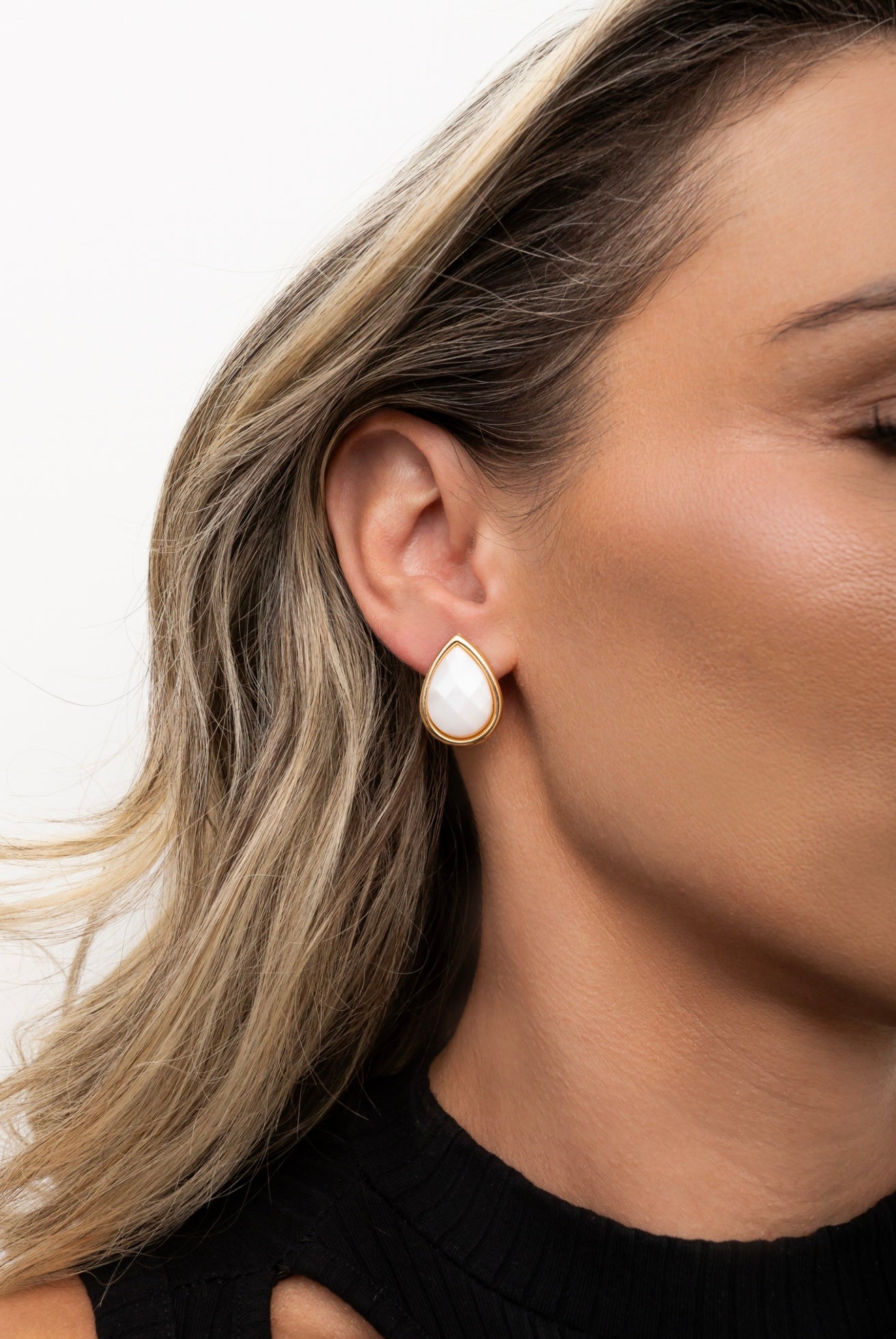 Drop Button Earring
