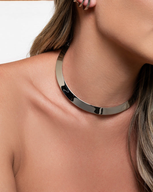 Polished Hoop Necklace