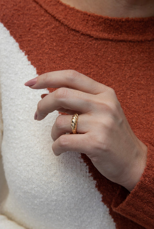 Croissant Ring