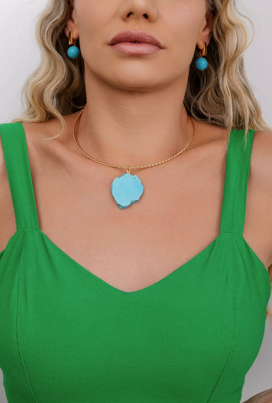 Howlite stone necklace and earring set