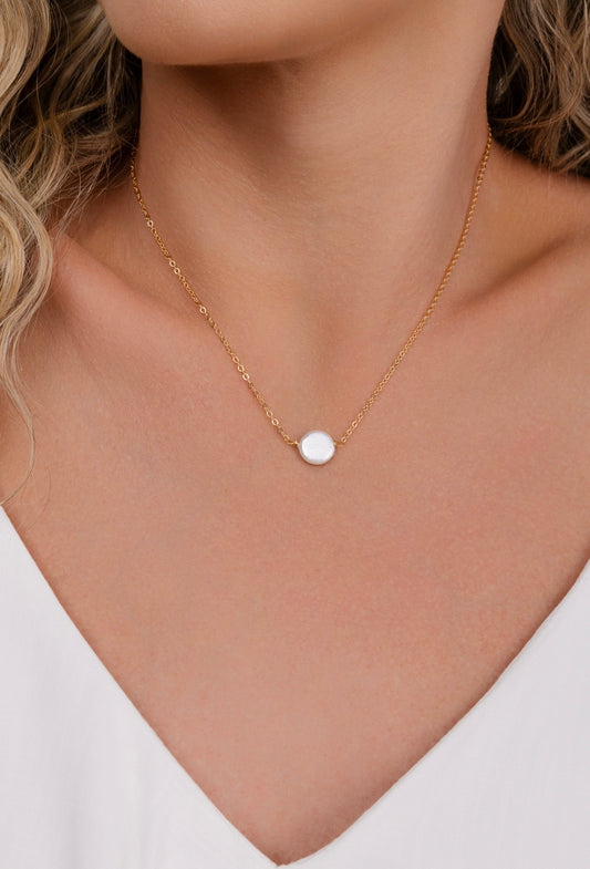 Solid Pearl Shell Necklace