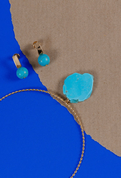 Howlite stone necklace and earring set