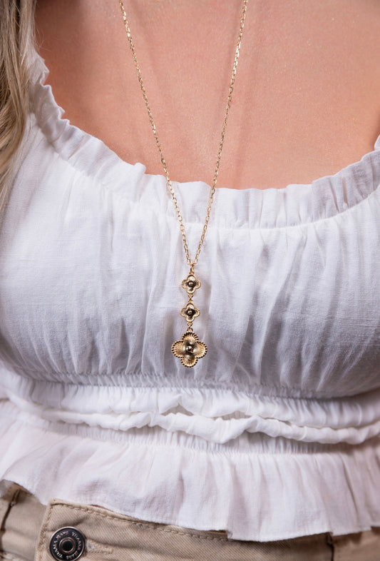 V Inspiration Tie Necklace